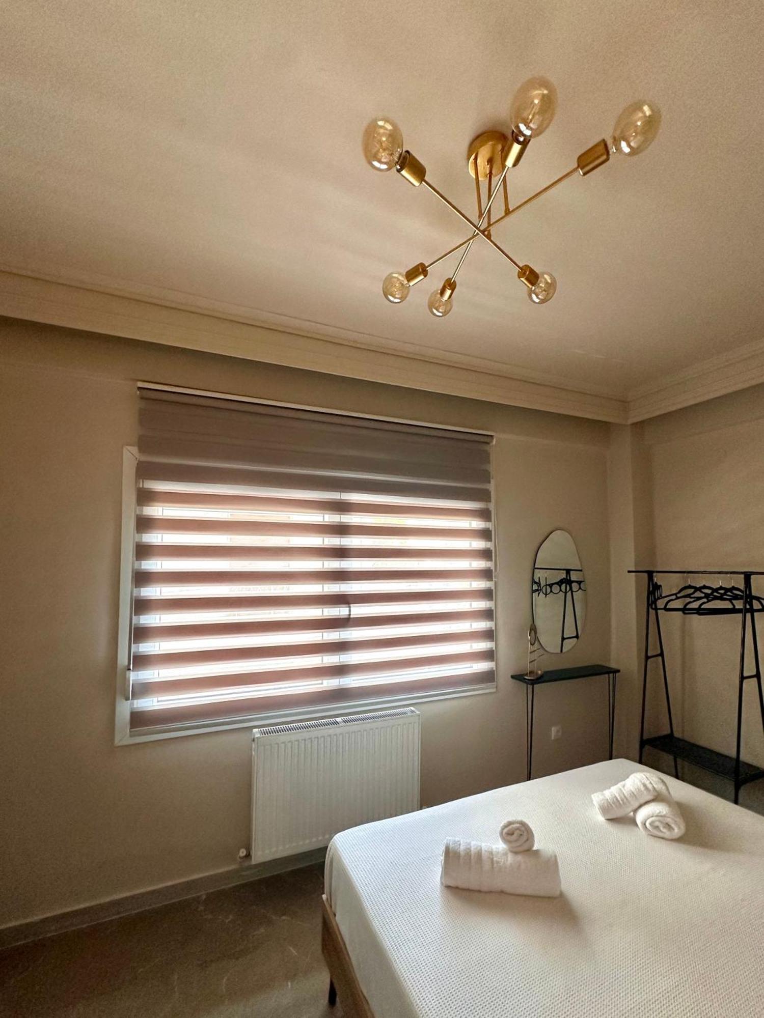 Emerald Suite Luxury Apartment In Tesalonika Bagian luar foto